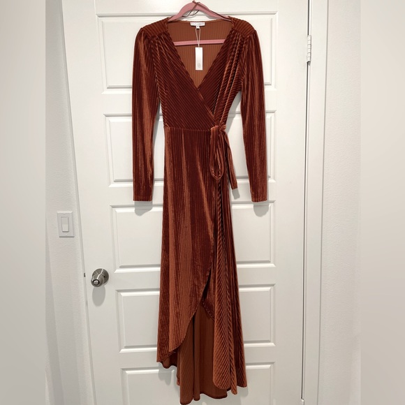 BalticBorn Jada Ribbed Velvet Maxi Dress in Copper - Small - Picture 2 of 5